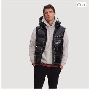 NWT Noize Ledger Black Short Length Hooded Puffer Vest men’s size Large